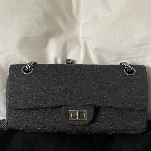 Chanel 2.55 Reissue Mademoiselle Grey Jersey - Picture 2 of 16